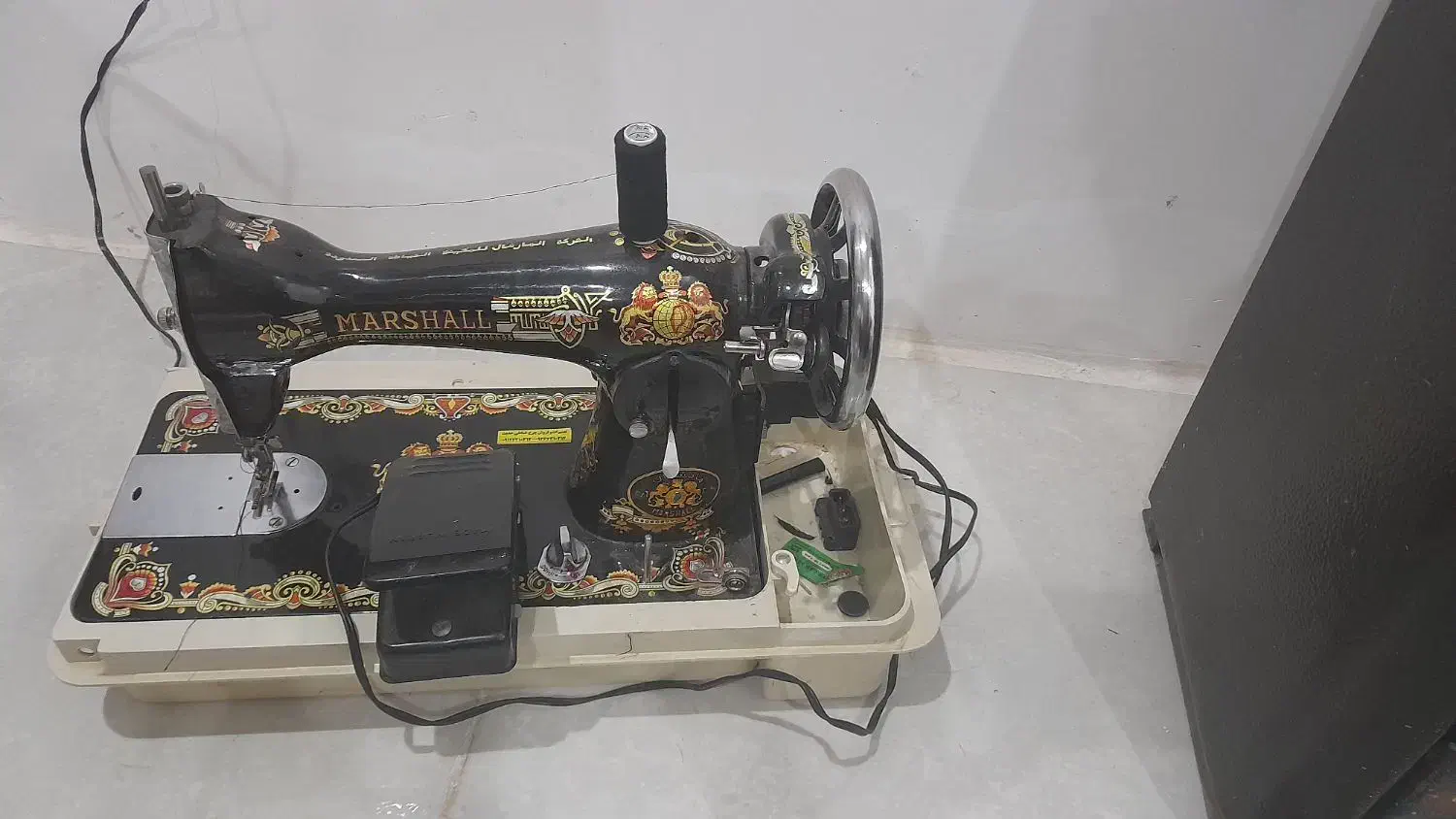 چرخ خیاطی در حد نو|چرخ خیاطی و ریسندگی|سنندج, |دیوار