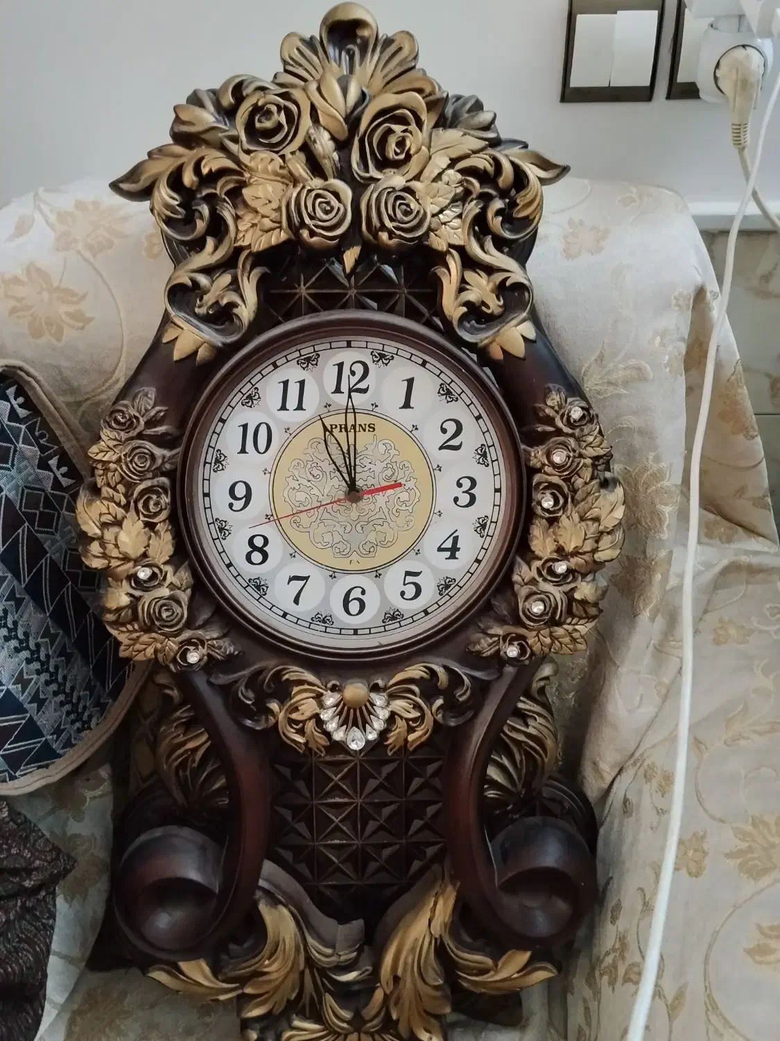 ساعت دیواری|ساعت دیواری و تزئینی|نیشابور, بنیاد شهید|دیوار