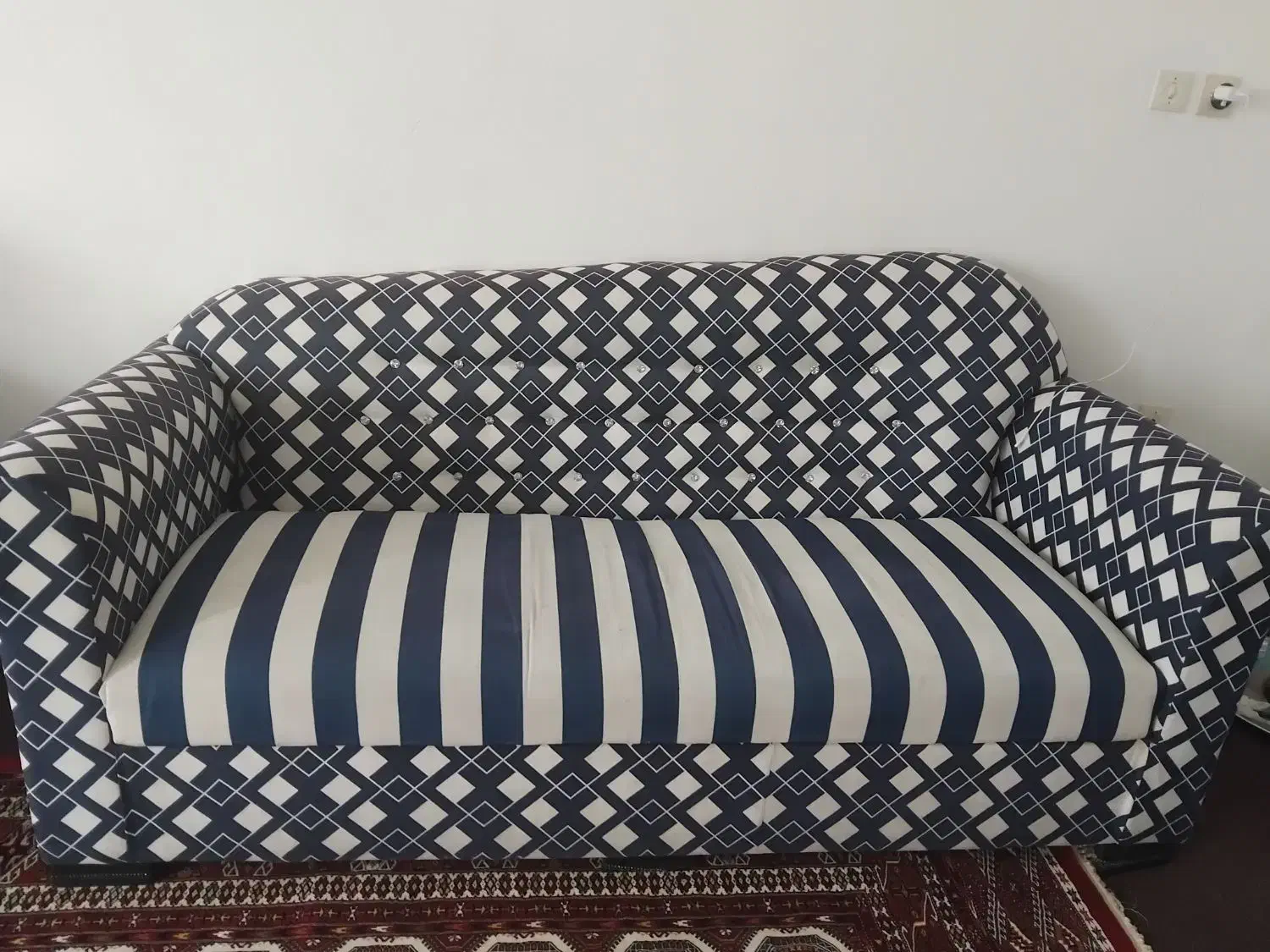 فروش مبل ۷ نفره سالم|مبلمان خانگی و میز عسلی|ساری, |دیوار