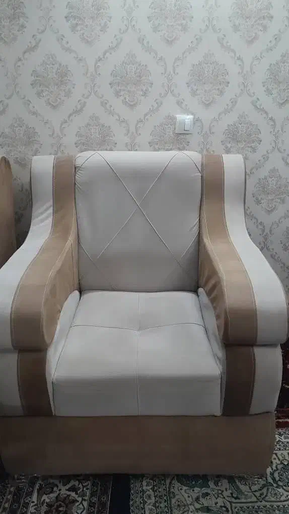 ست مبلمان|مبلمان خانگی و میز عسلی|همدان, |دیوار