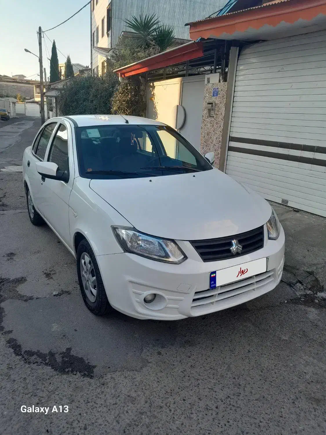 فروش ساینا ۹۹ در حد صفر واقعی|خودرو سواری و وانت|رشت, سعدی (تختی)|دیوار