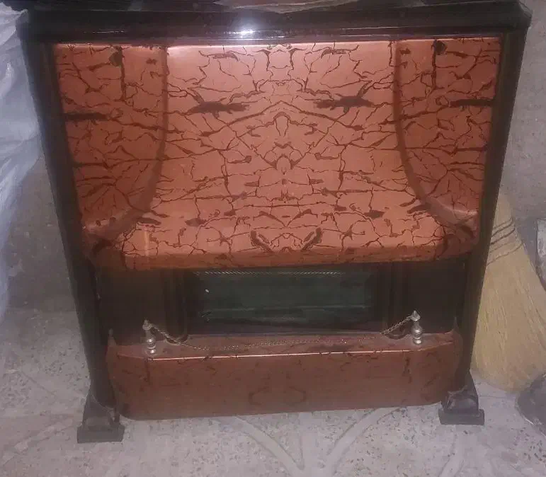 بخاری گازی در حد نو|بخاری، هیتر، شومینه|ساوه, |دیوار