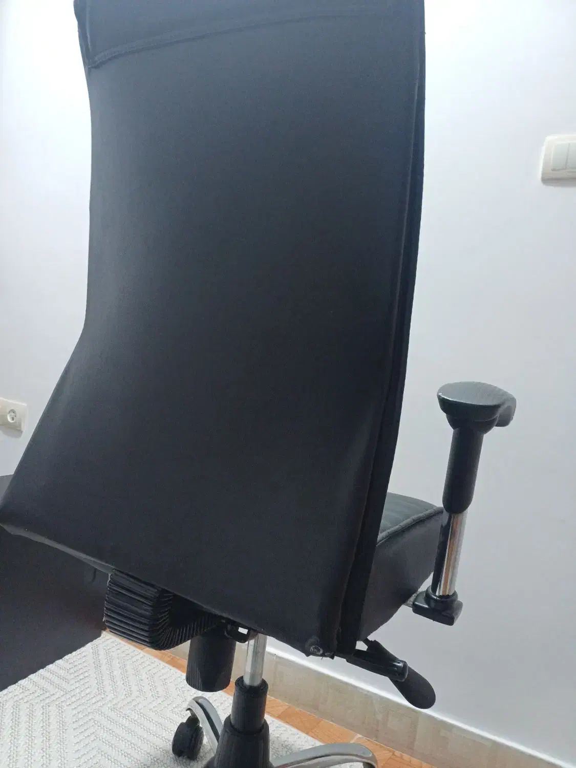 صندلی اداری کاملا سالم|مبلمان اداری|صومعهسرا, |دیوار