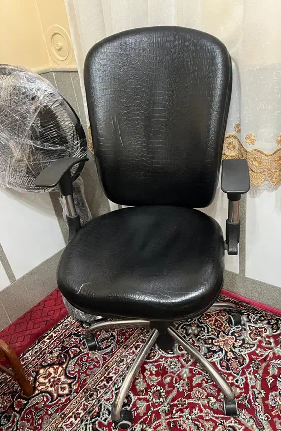 صندلی|مبلمان اداری|قم, شهرک مهدیه (مدرس)|دیوار