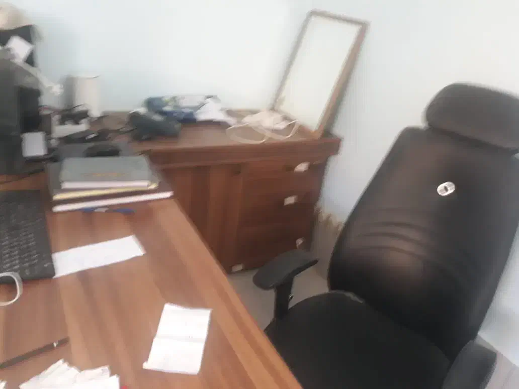 فروش فوری- میز اداری ال|دفتر کار|شاهین‌شهر, شهرک ردانی پور|دیوار