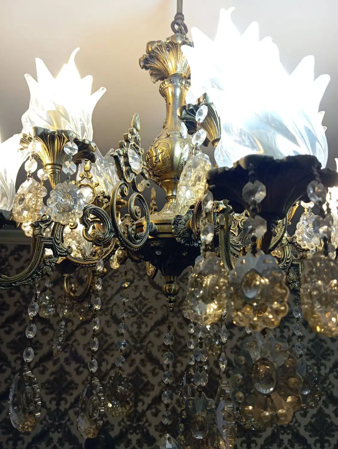 لوستر 10شاخه|لوستر و چراغ آویز|تبریز, |دیوار