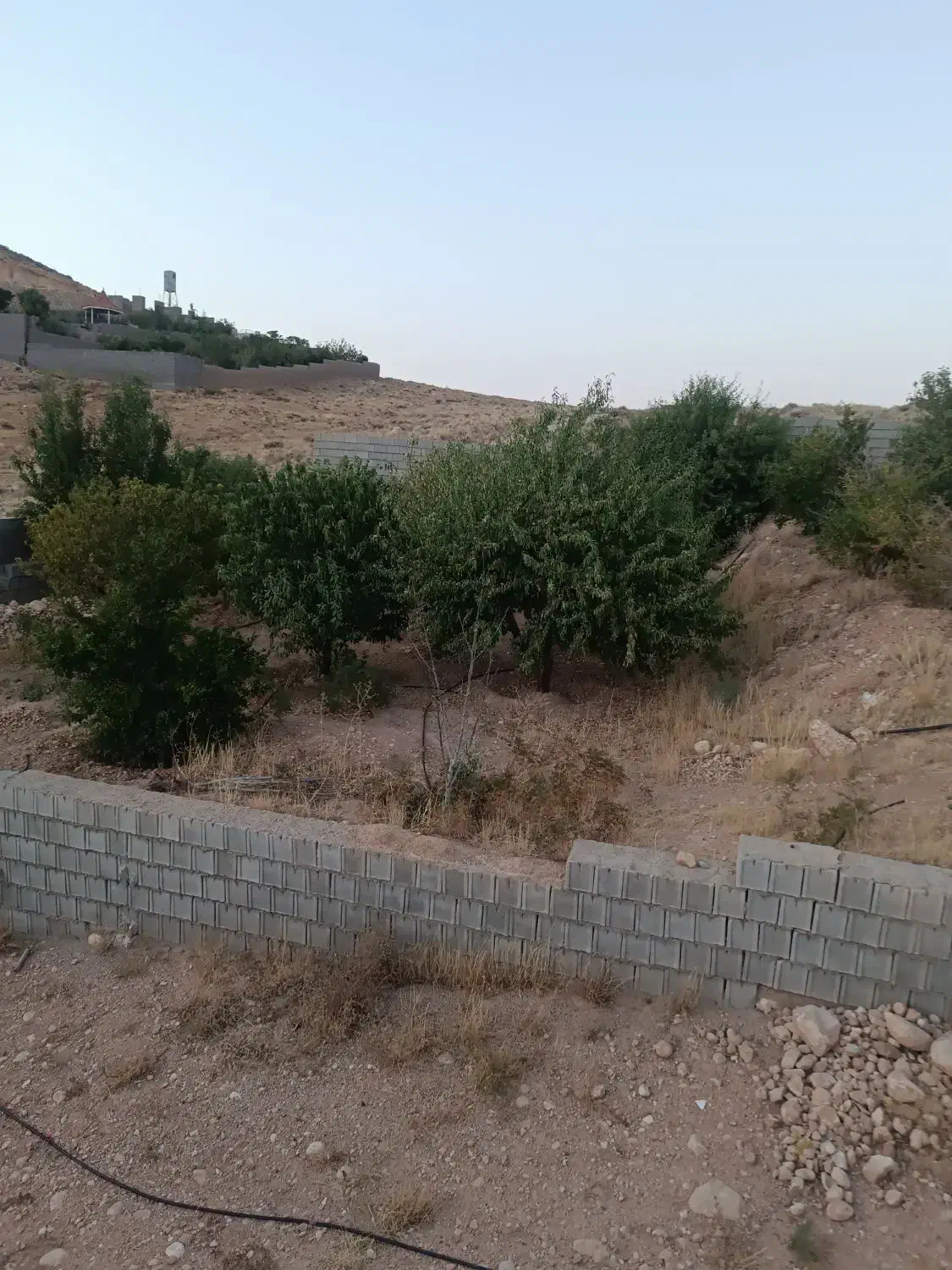 فروش خانه ویلایی1000 متری ۱ خوابه در گلستان|فروش خانه و ویلا|شیراز, گلستان|دیوار