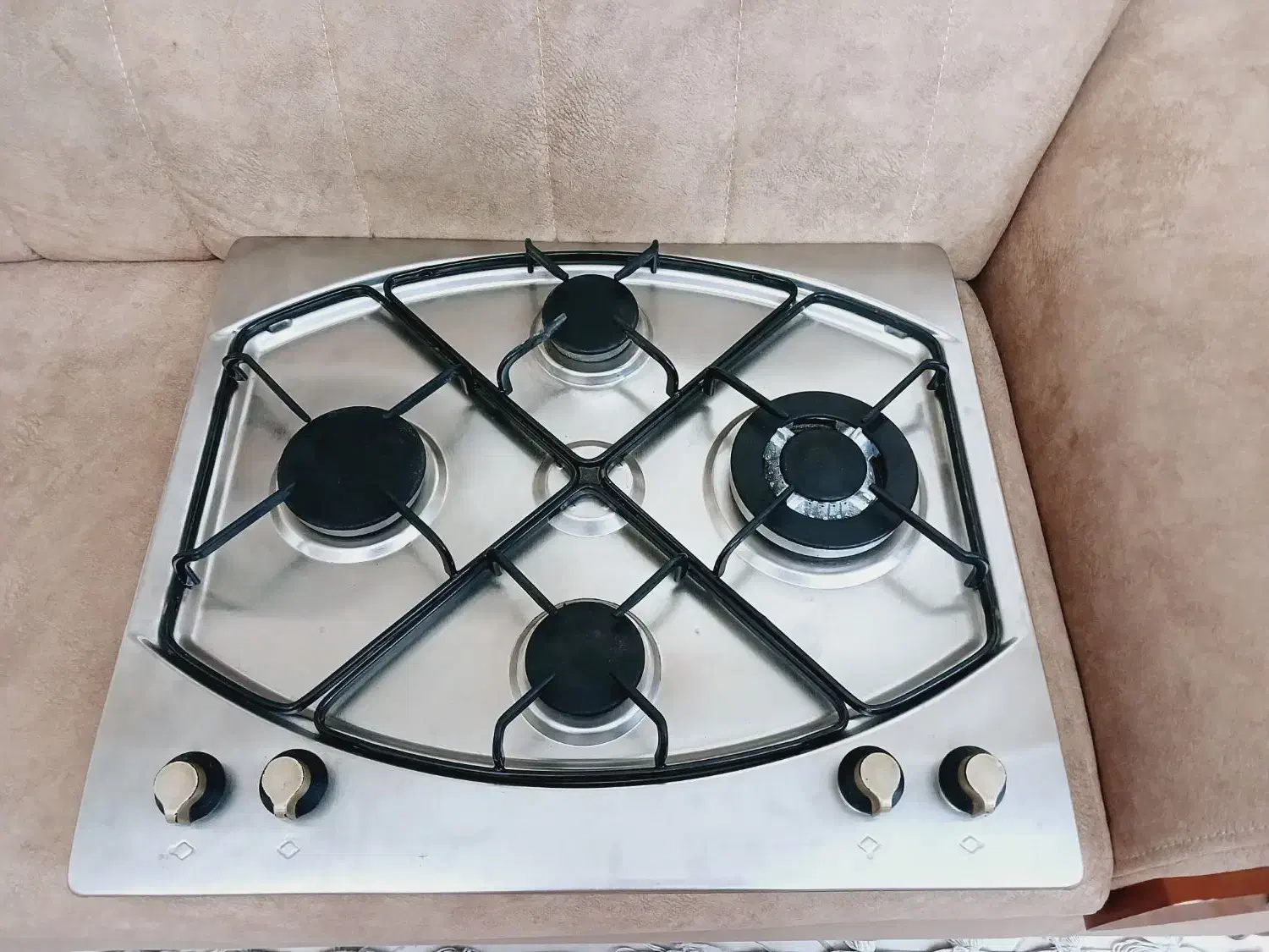 گاز صفحه ای توکار ۴شعله بیمکث|اجاق گاز و لوازم برقی پخت‌وپز|تهران, شهرک صدرا|دیوار