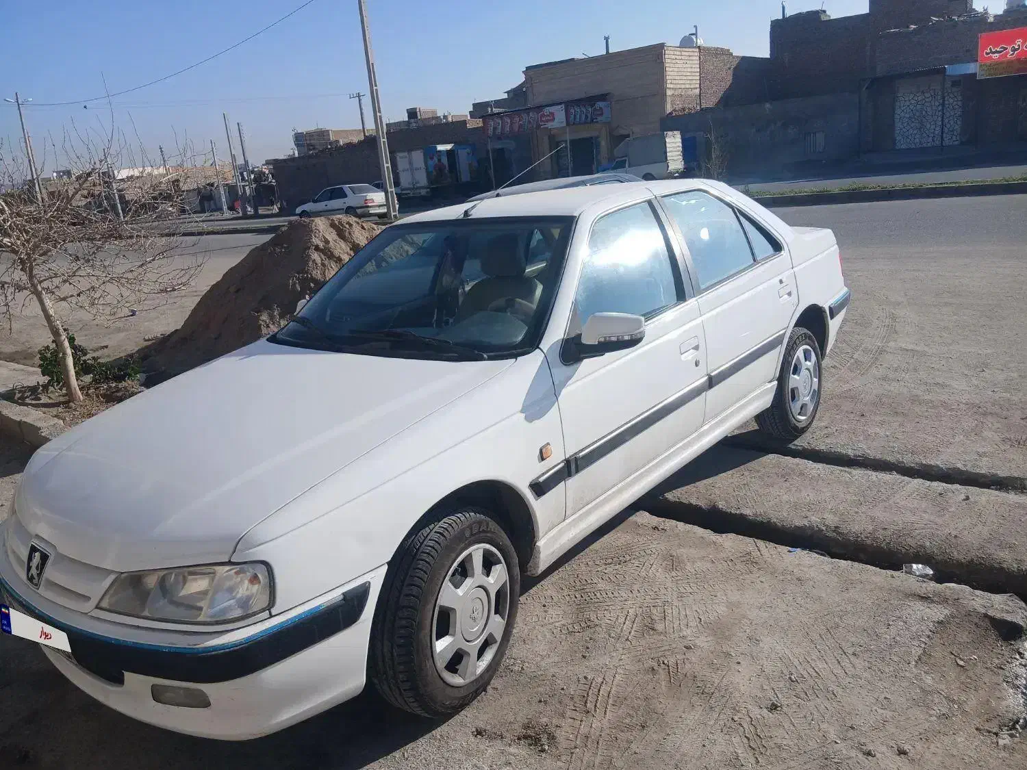 پژو پارس مدل ۹۸|خودرو سواری و وانت|زاهدان, |دیوار