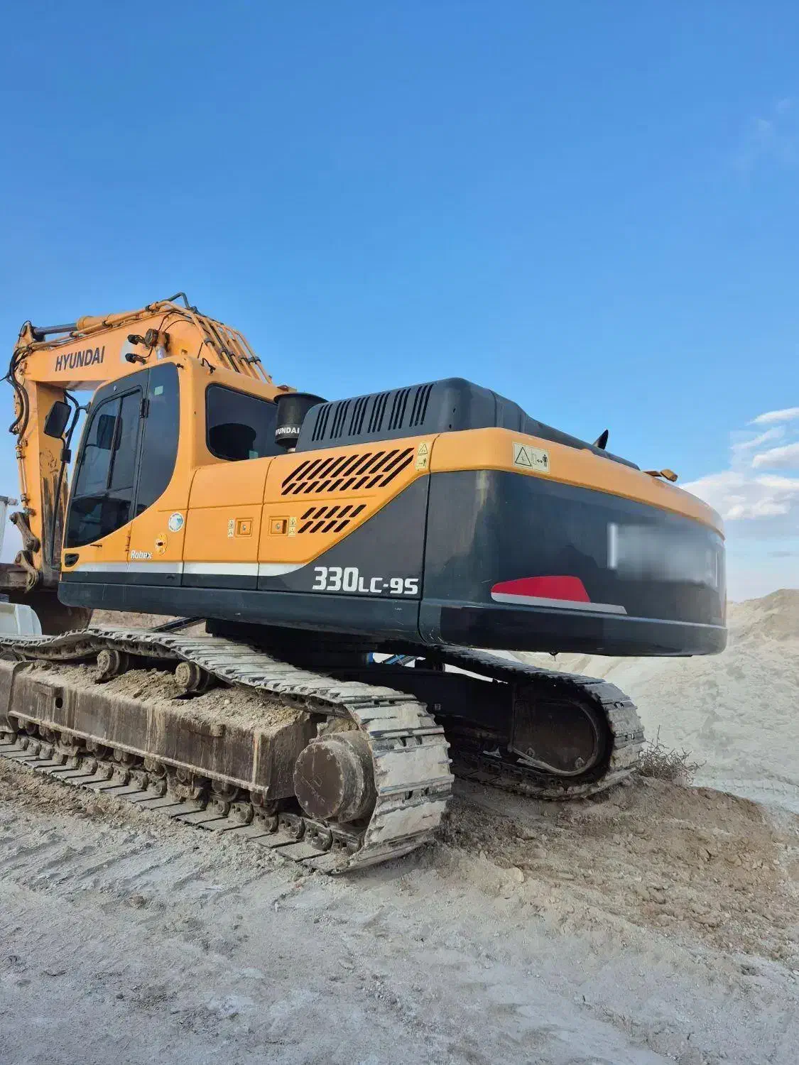 بیل 330هیوندا مدل 2017|خودرو سنگین|تبریز, |دیوار