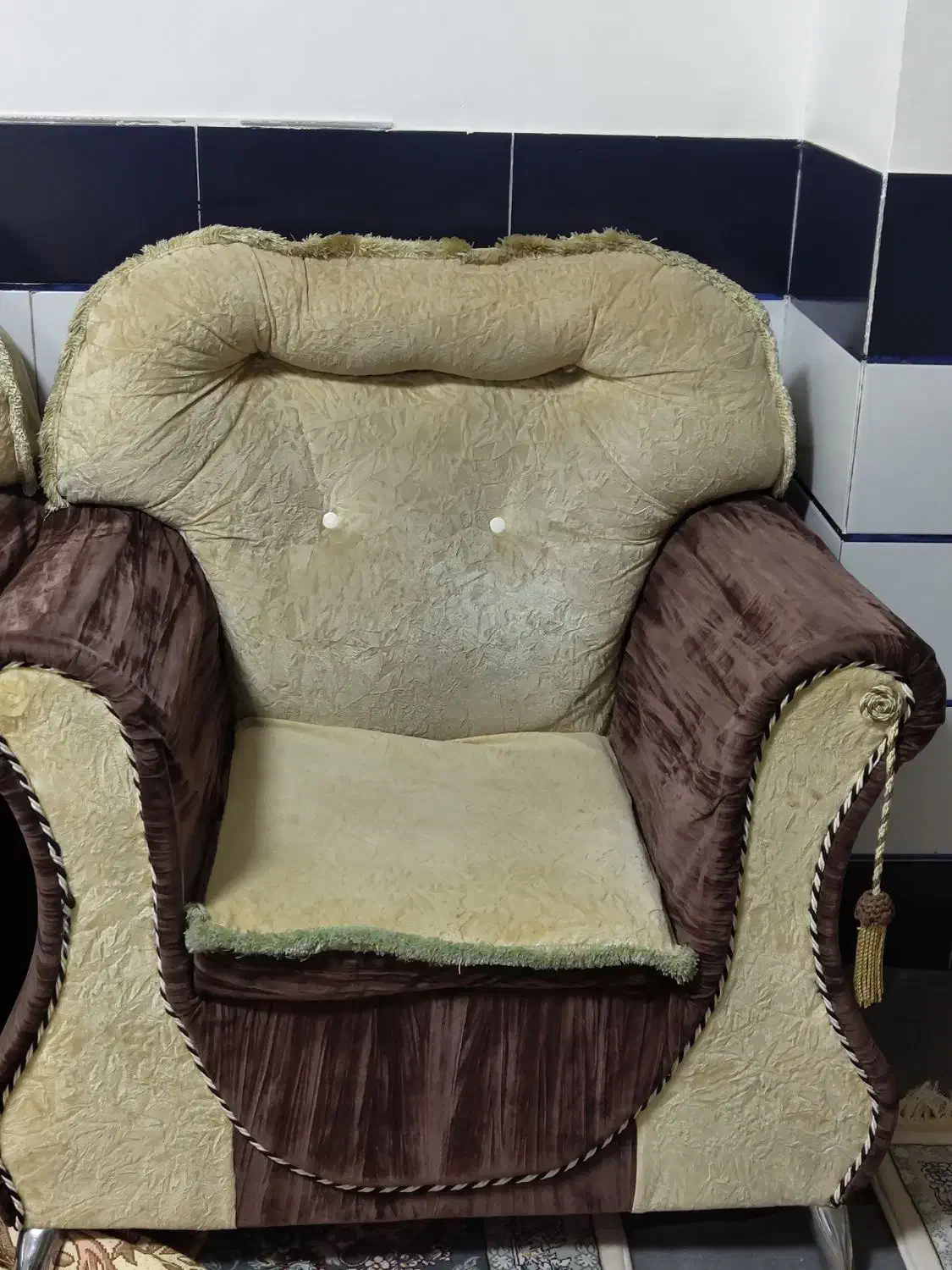 2عدد مبل تک نفره|مبلمان خانگی و میز عسلی|تاکستان, |دیوار