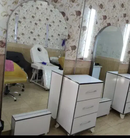 آینه وکمد3کشویی|آینه|بوکان, |دیوار