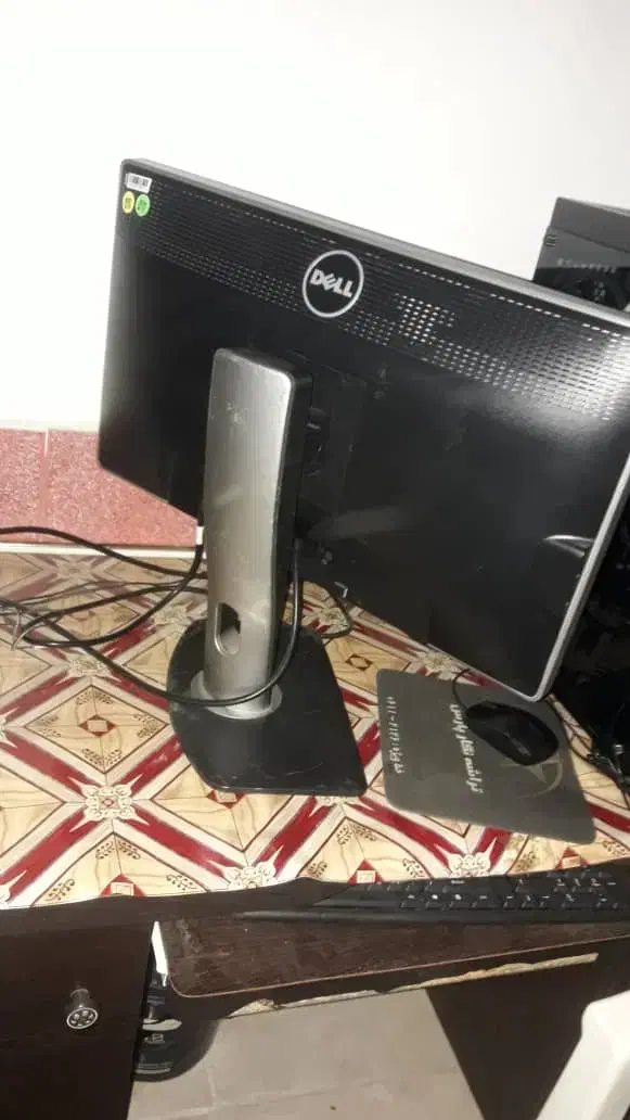 تلویزیون مانیتور 24 اینج دل|قطعات و لوازم جانبی رایانه|باوی, |دیوار