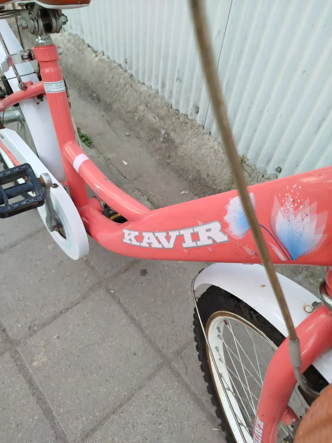 دوچرخه سایز20دخترانه سبددار|دوچرخه، اسکیت، اسکوتر|رشت, یخسازی|دیوار