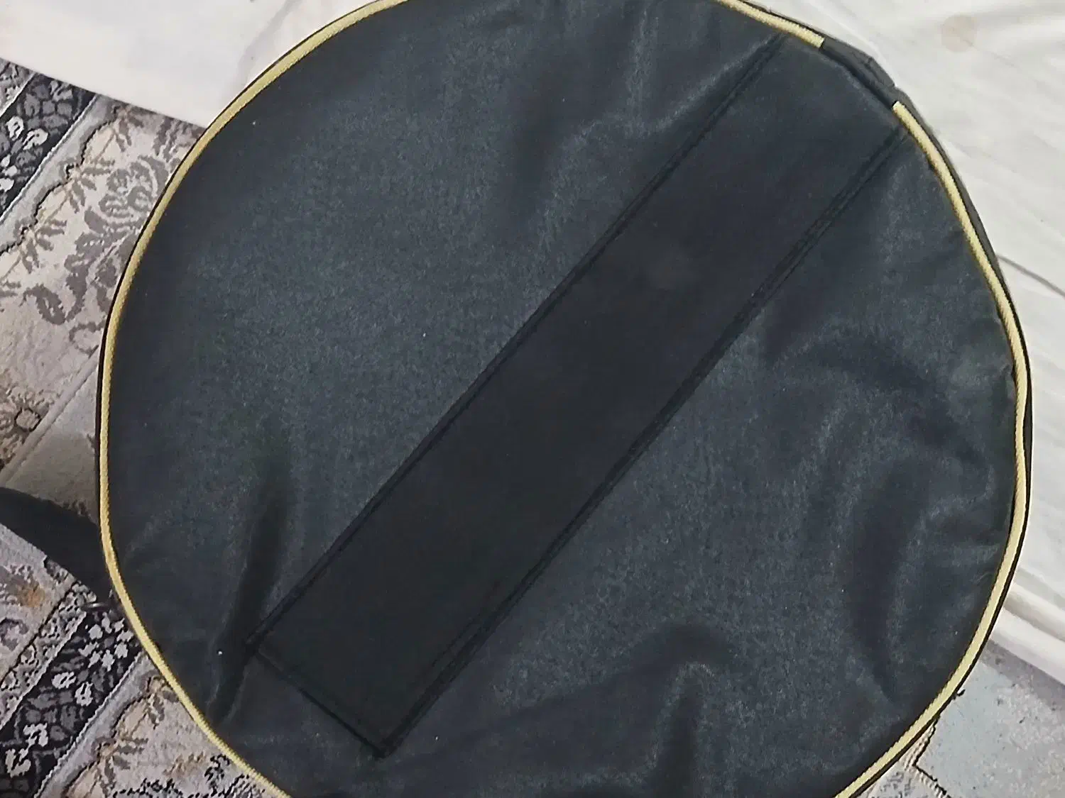 کیف طبل مکستون|درام و پرکاشن|اصفهان, کوهانستان|دیوار