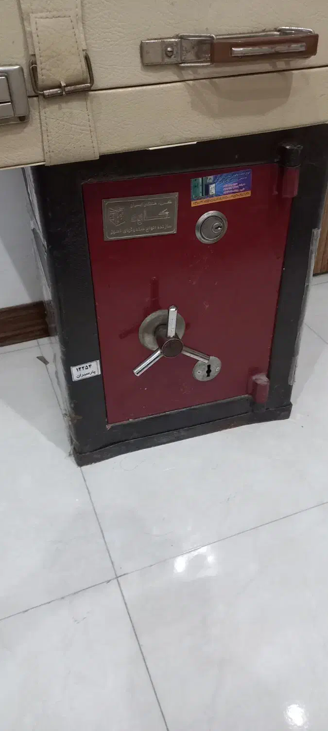 فروش یک عدد گاوصندوق|فروشگاه و مغازه|ساری, |دیوار