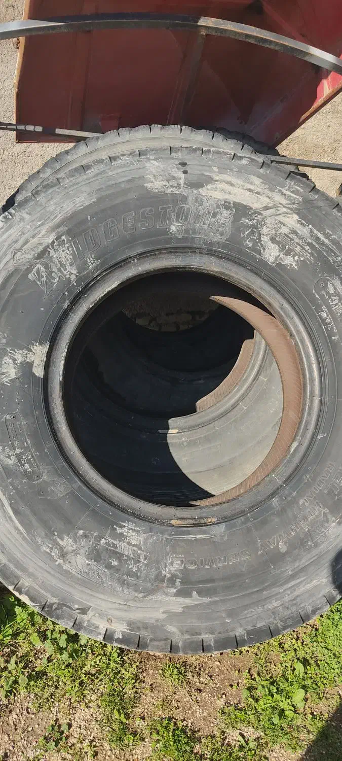 لاستیک جرثقیل ۲۵تن کارگاهی|خودرو سنگین|بهبهان, |دیوار