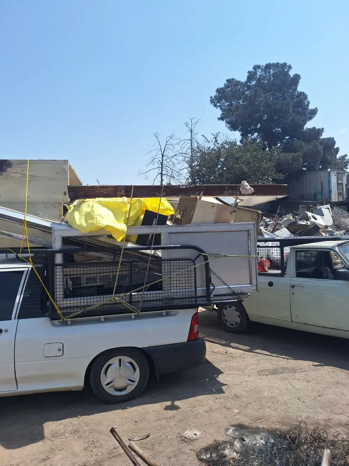 خریدار وفروشنده ضایعات اهن کتاب مس برنج...|عمدهفروشی|تهران, شاهین|دیوار