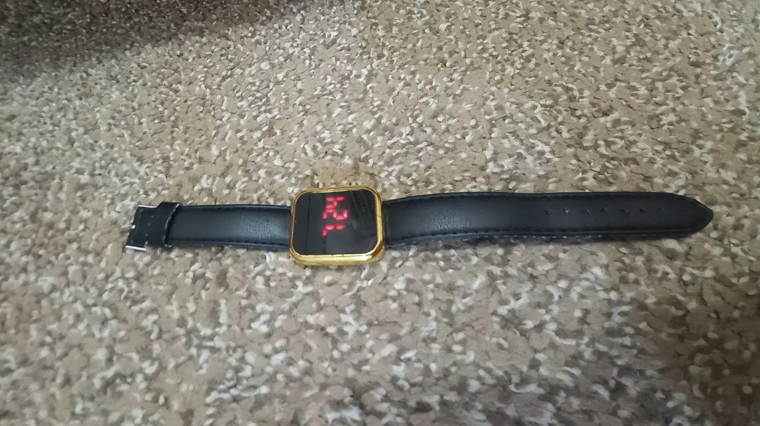 ساعت|ساعت|قم, نخودی|دیوار