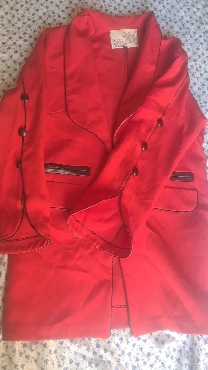 لباس نو|لباس|ایذه, |دیوار