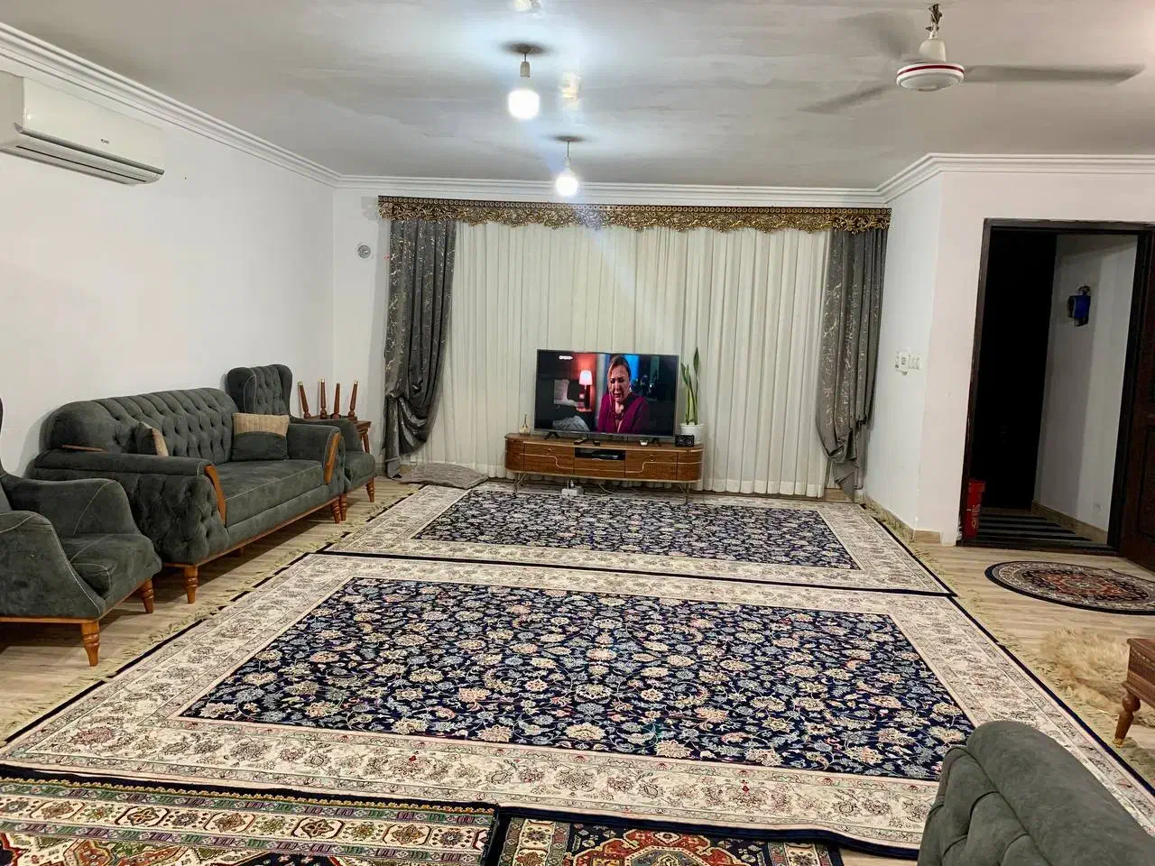 اجارویلاسوئیت نوساز مرکز شهر نزدیک ساحل|اجارهٔ کوتاه‌مدت آپارتمان و سوئیت|رامسر, |دیوار