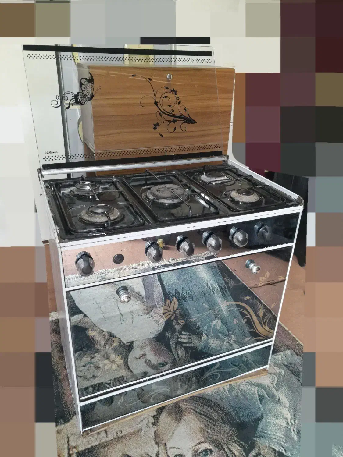 اجاق گاز پنج شعله طرح فر هرپنچ تا شعله سالم|اجاق گاز و لوازم برقی پخت‌وپز|رشت, دیانتی|دیوار
