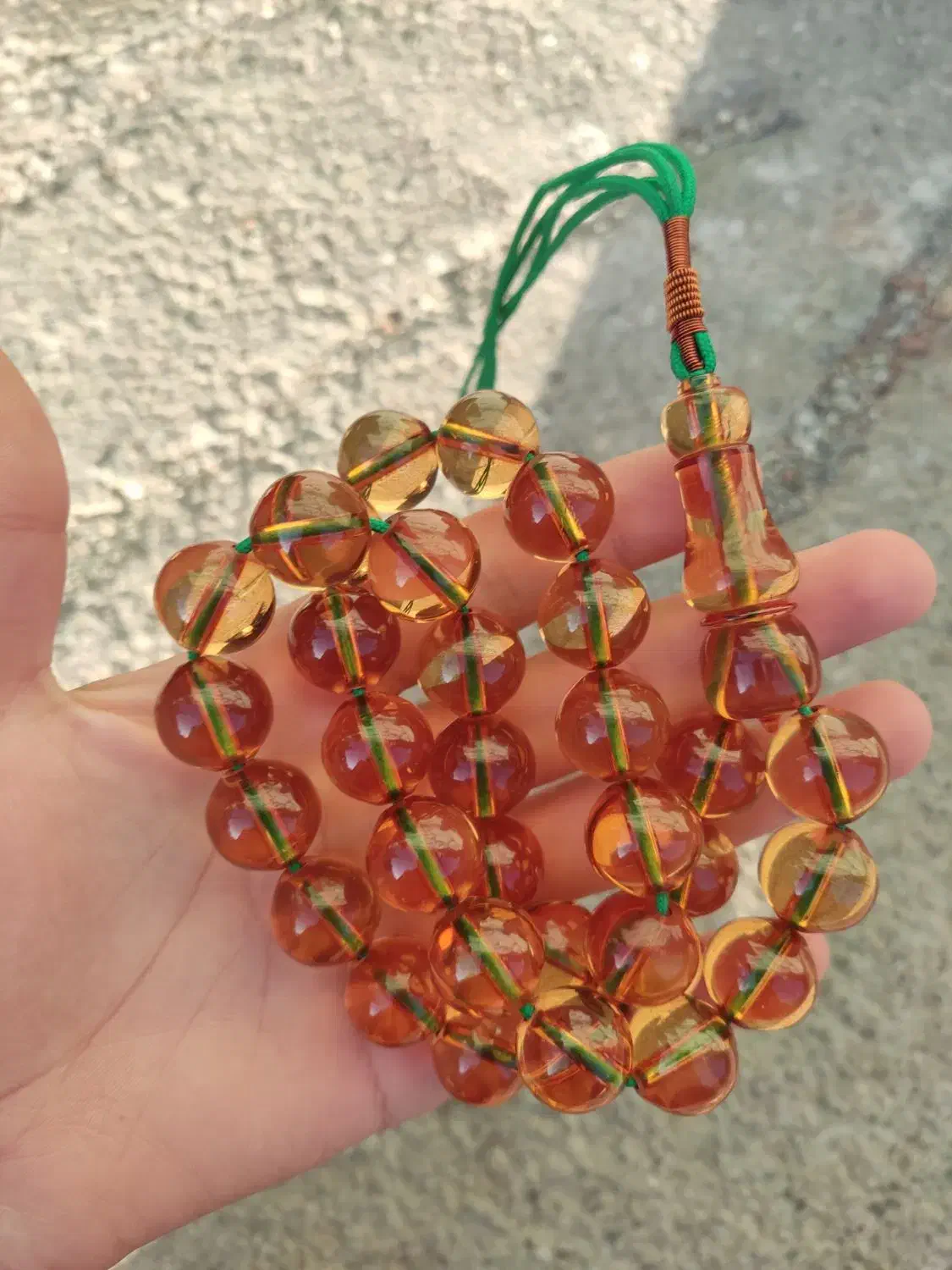 تسبیح قدیمی استاد یعقوب ادب بیش از 15سال قدمت|کلکسیون اشیاء عتیقه|جوانرود, |دیوار