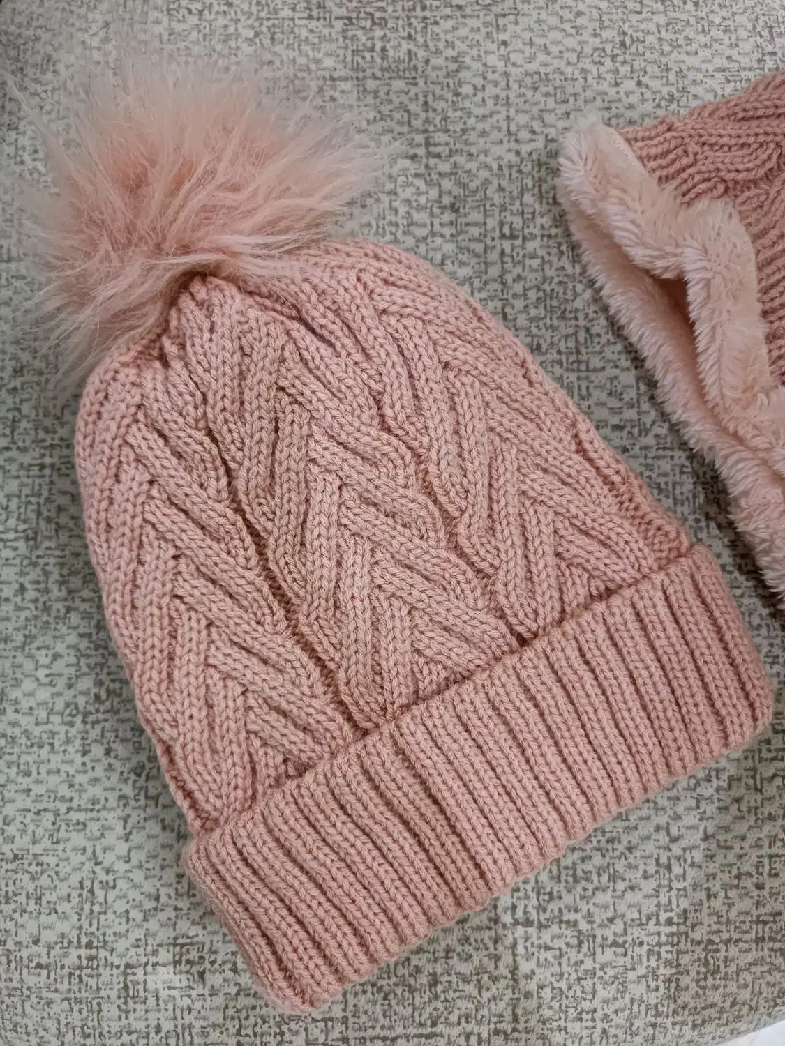 کلاه و رینگ بافت|کفش و لباس بچه|گنبد کاووس, |دیوار