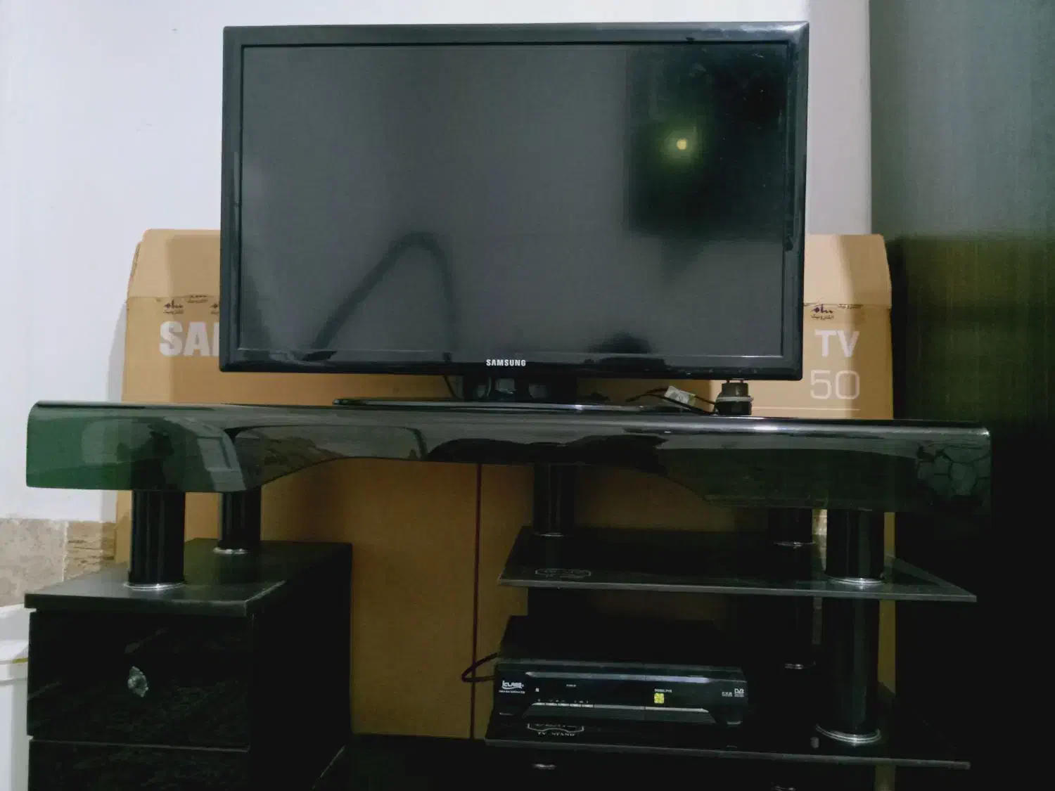 تلویزیون 32 اینج|تلویزیون و پروژکتور|اسلامشهر, چیچکلو|دیوار