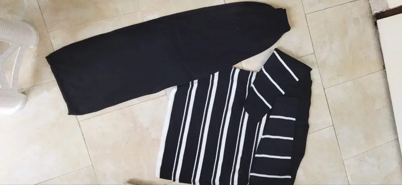 تعدادی لباس بافت|لباس|پاکدشت, پاکدشت (مامازند)|دیوار