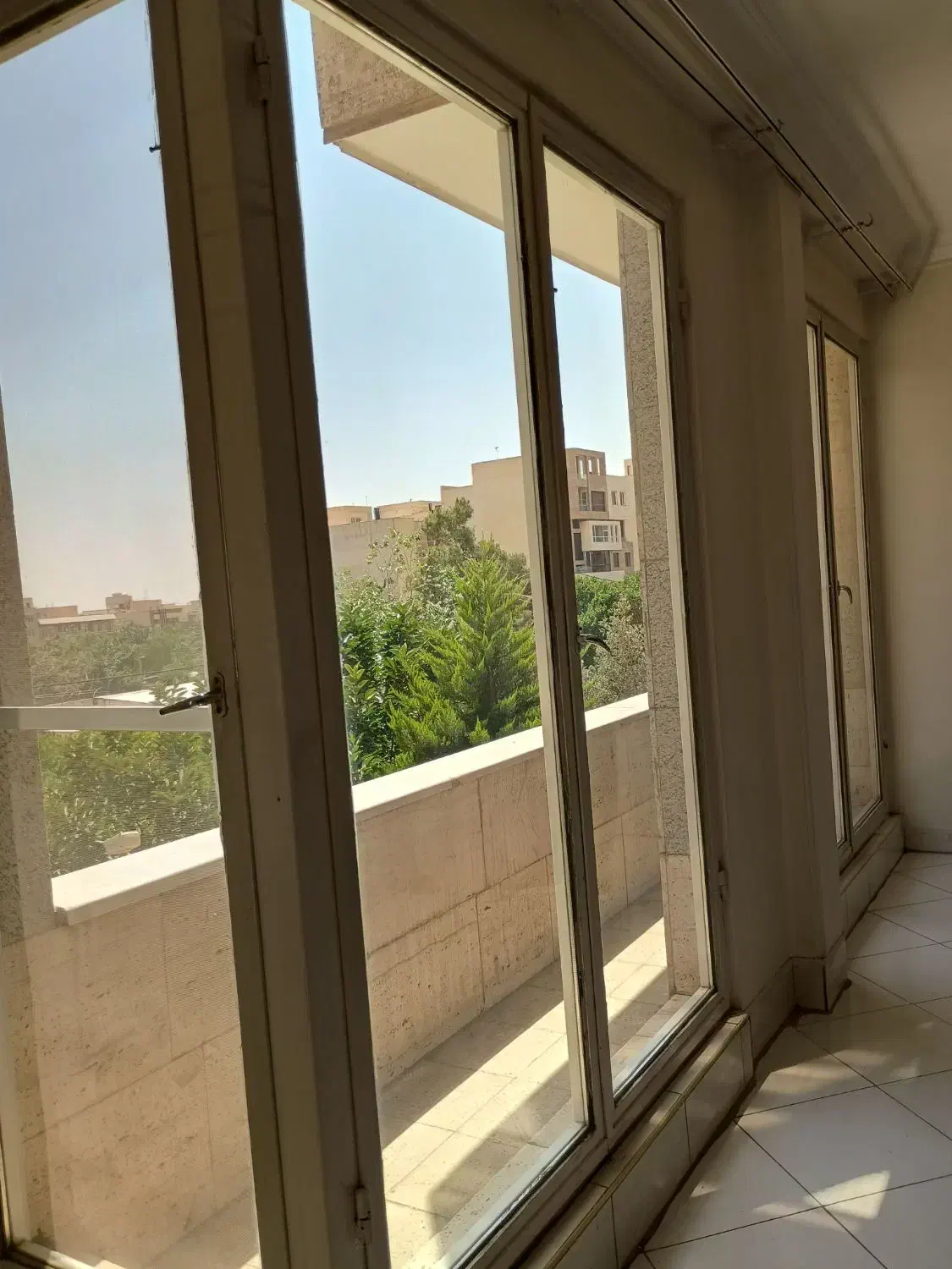 ۱۵۰متری سه خوابه/ فول امکانات/بدون مشرف