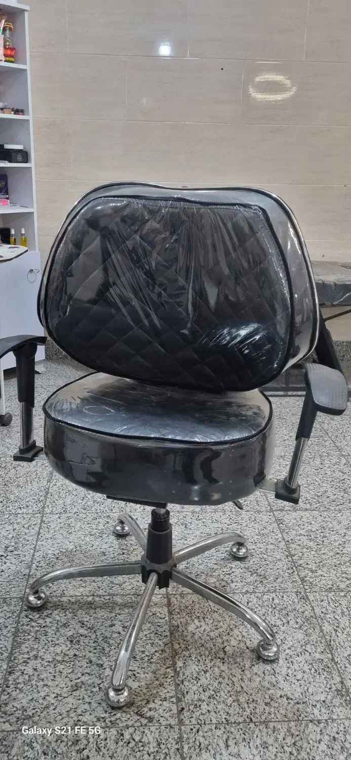 صندلی اصلاح ویهان|آرایشگاه و سالن‌های زیبایی|فردیس, شهرک شهید حسینی|دیوار