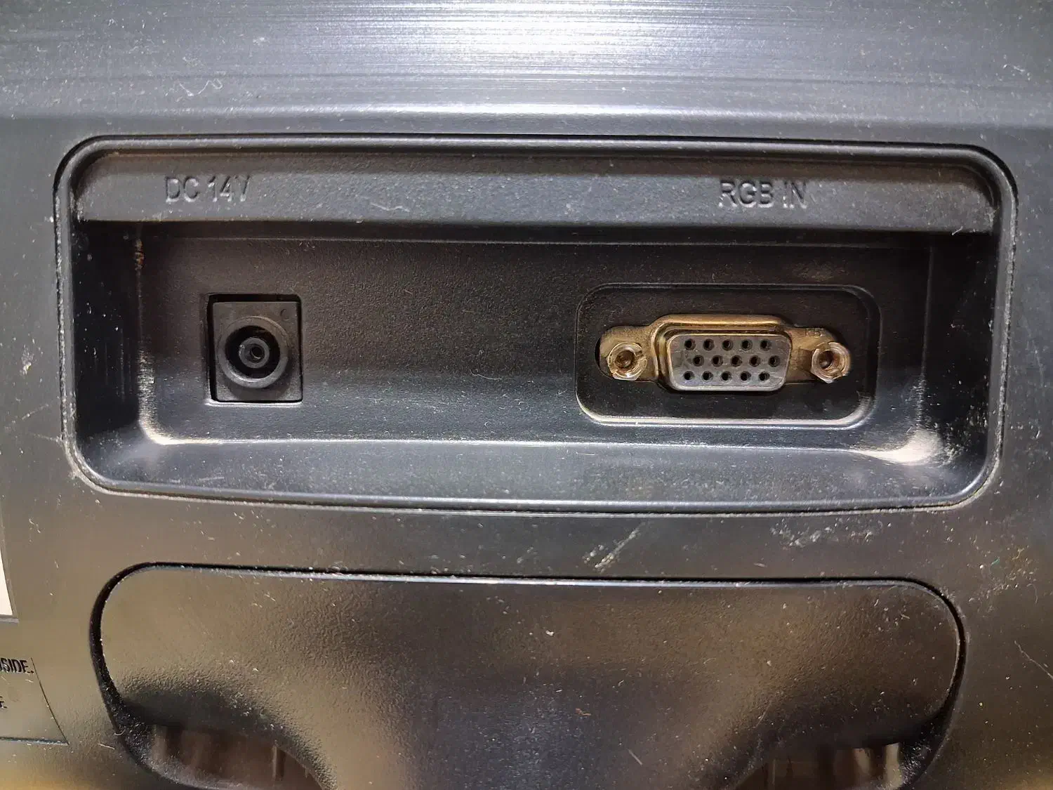 مانیتور ۱۹ اینچ سامسونگ|قطعات و لوازم جانبی رایانه|قم, نیروگاه|دیوار