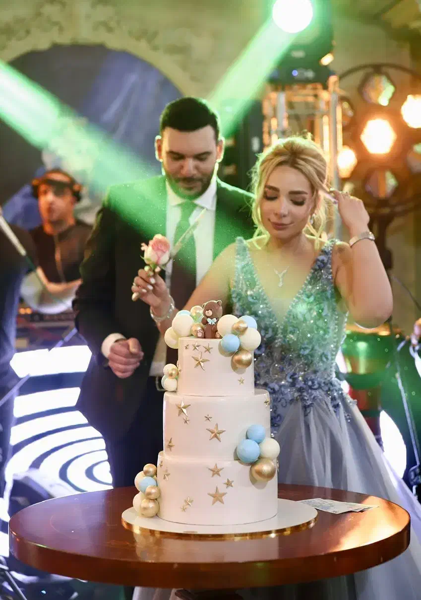 منشی جهت کار در تالار و تشریفات (مدیر داخلی)|استخدام اداری و مدیریت|تهران, سعادت‌آباد|دیوار