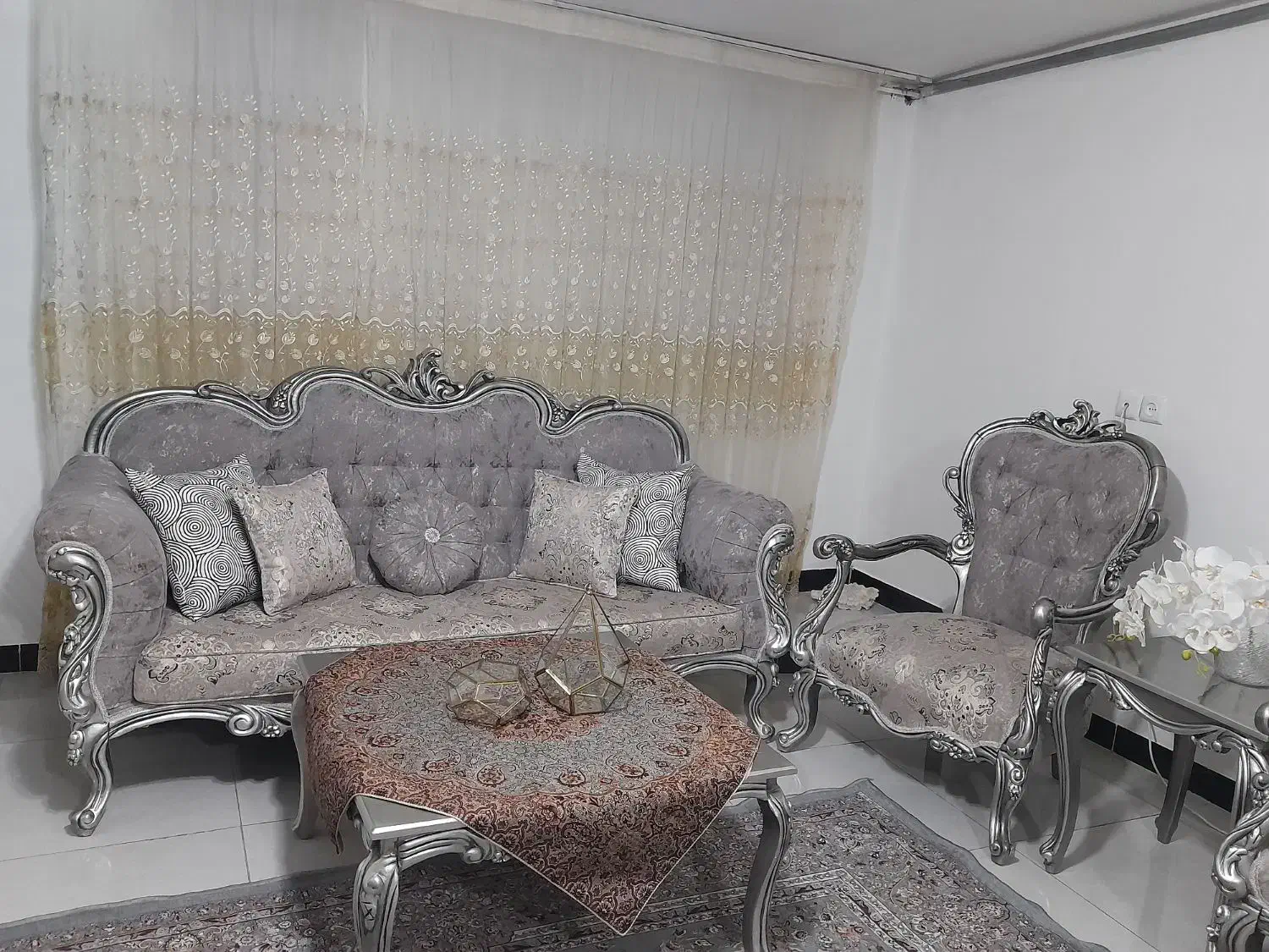 مبلمان|مبلمان خانگی و میز عسلی|سقز, |دیوار