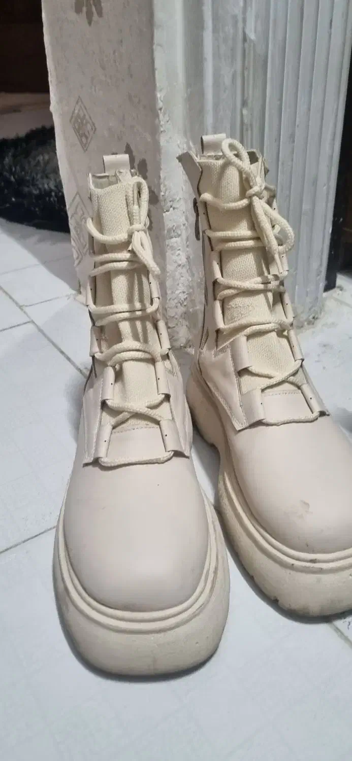 نیم بوت سایز ۳۹درحدنو|کیف، کفش، کمربند|مشهد, تربیت (صدف)|دیوار