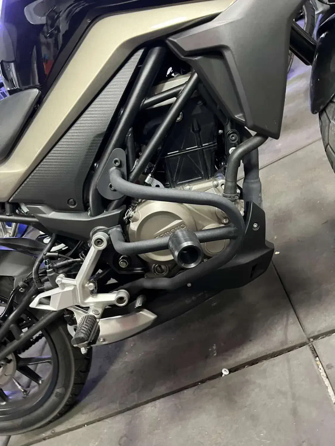 گارد cf|موتورسیکلت|تهران, امیریه|دیوار