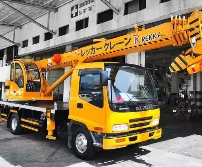 جرثقیل 7 تن دکل بلند ارتفاع 30 متر|خدمات حمل و نقل|مشهد, توس (بلوار توس)|دیوار