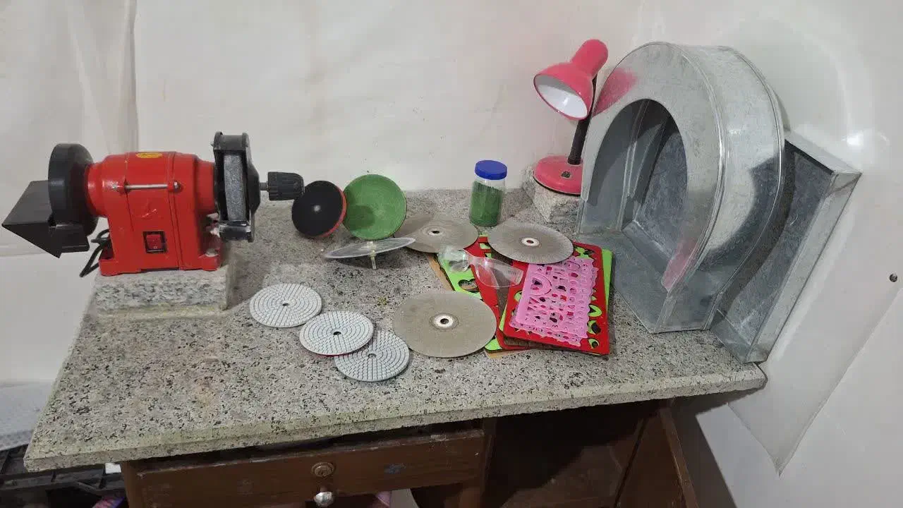 دستگاه گوهر تراشی|ابزارآلات|بیرجند, |دیوار