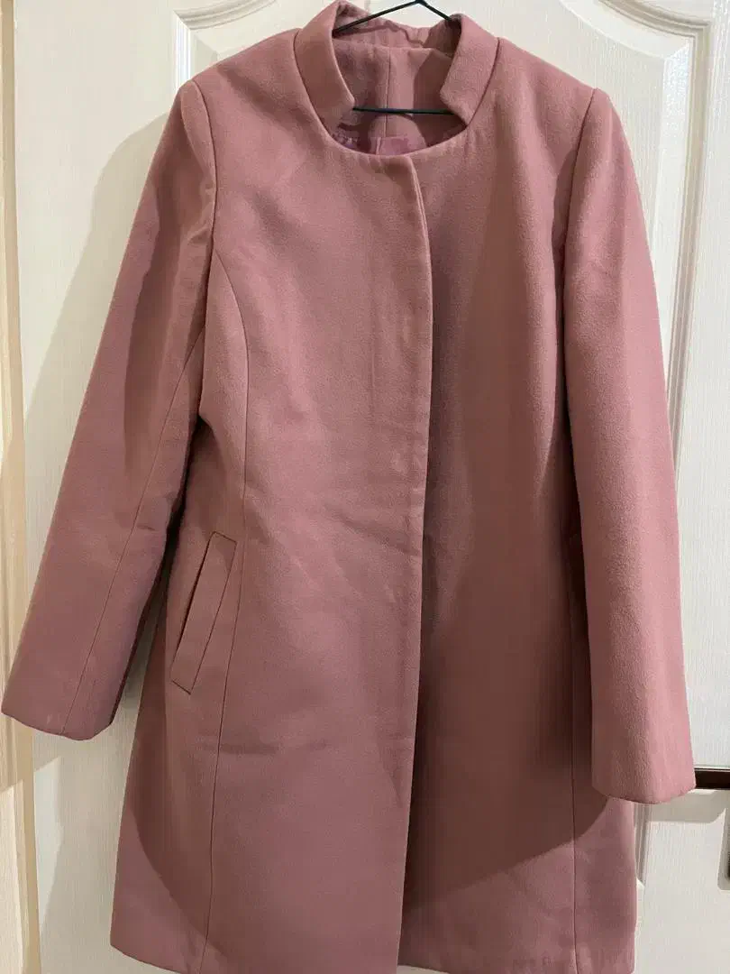 کاپشن|لباس|بیجار, |دیوار