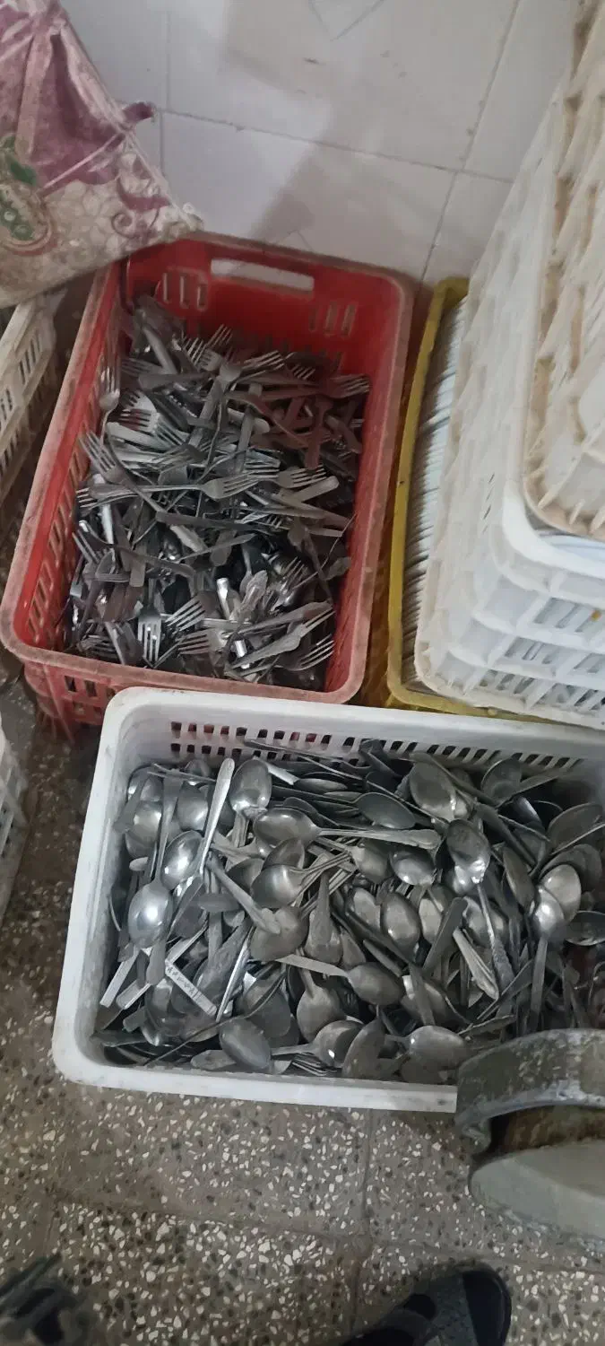 وسایل آشپزخانه|ظروف پخت‌وپز|تربت‌حیدریه, بالا ولایت|دیوار