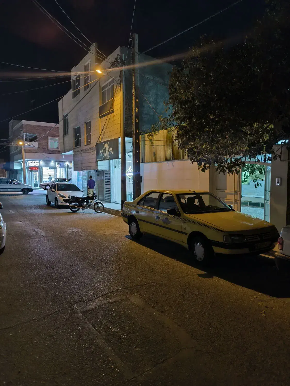 ۱۸۰ متر همکف بازسازی شده ۸متر بر سینای جنوبی|فروش خانه و ویلا|قم, نخودی|دیوار