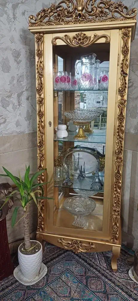 کمد بوفه و ساعت ایستاده|بوفه، ویترین، کنسول|زاهدان, |دیوار