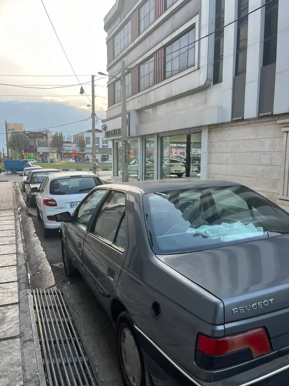 دوگانه کارخانه|خودرو سواری و وانت|هشتگرد, مدرس|دیوار