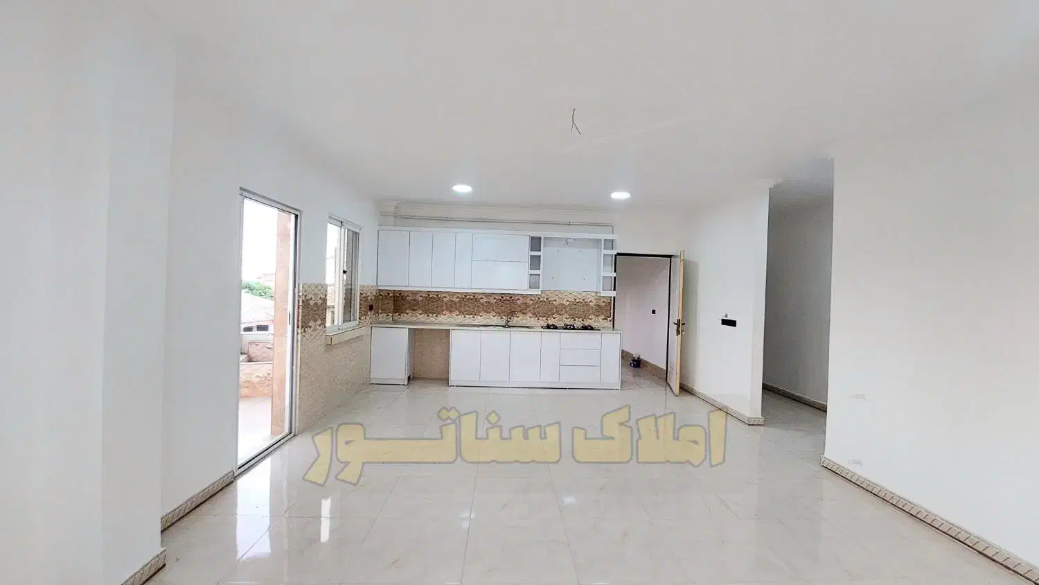 * املاک سناتـور * ویلاوآپارتمان 250متری براسفالت|فروش آپارتمان|فومن, |دیوار
