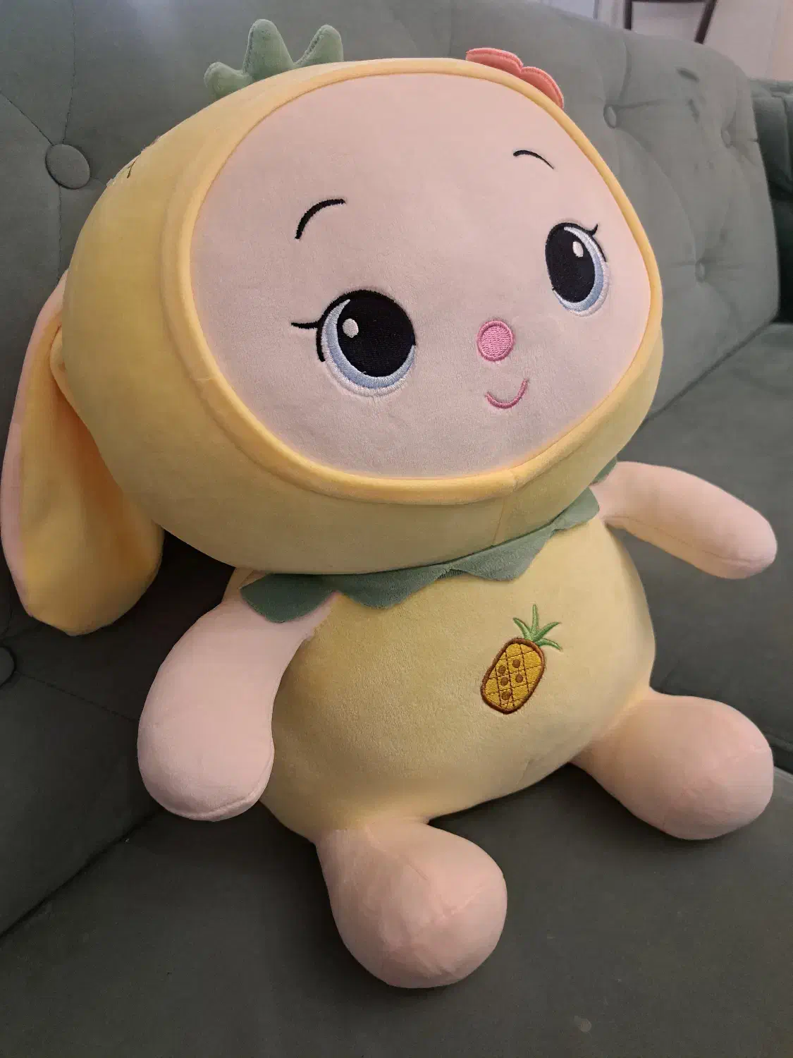 عروسک دختر آناناسی ۴۰ سانتی|اسباب‌بازی بچه|تهران, باغ فیض|دیوار