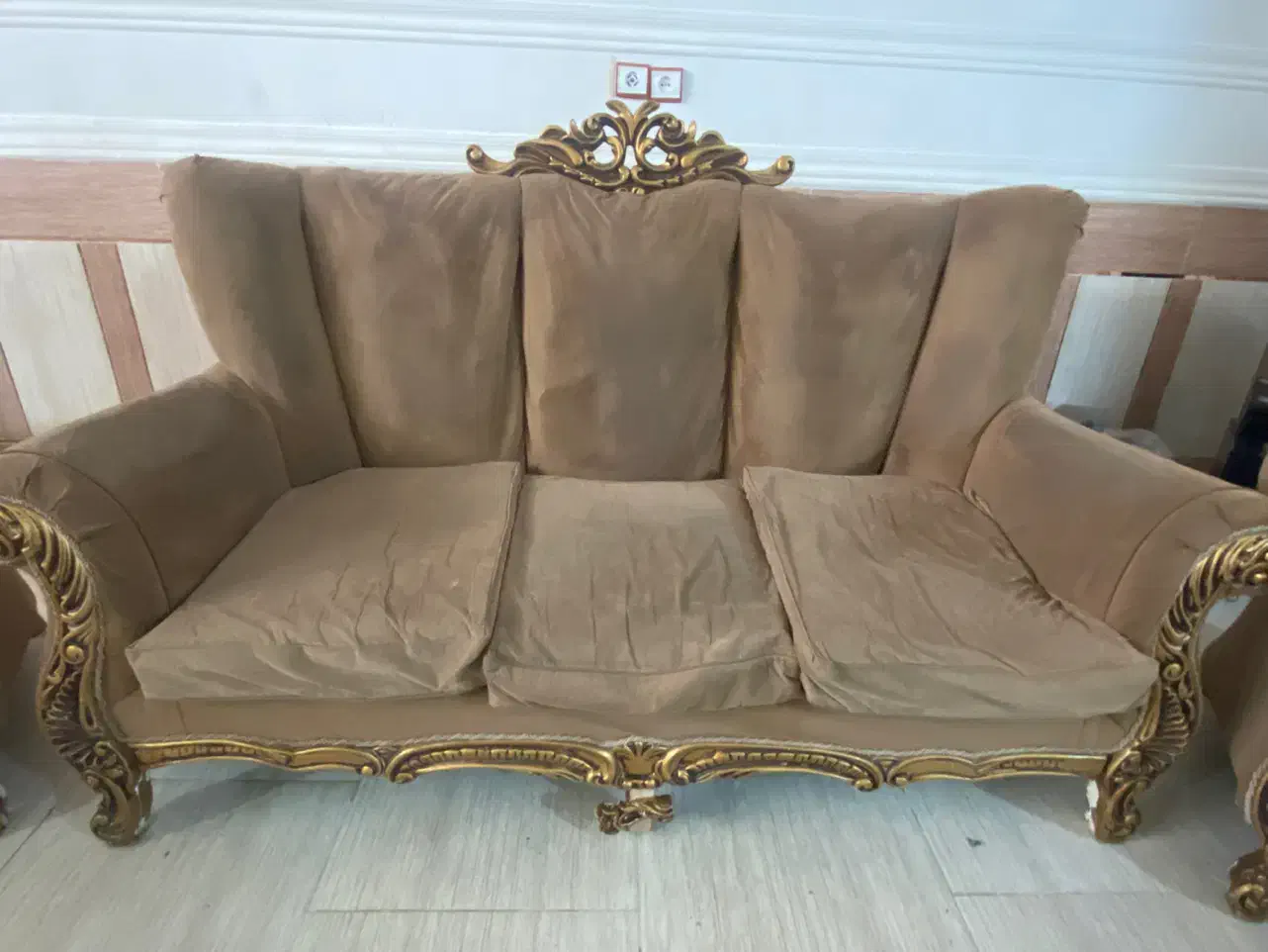 قمیت ۲۵ میلیون|مبلمان خانگی و میز عسلی|زاهدان, |دیوار