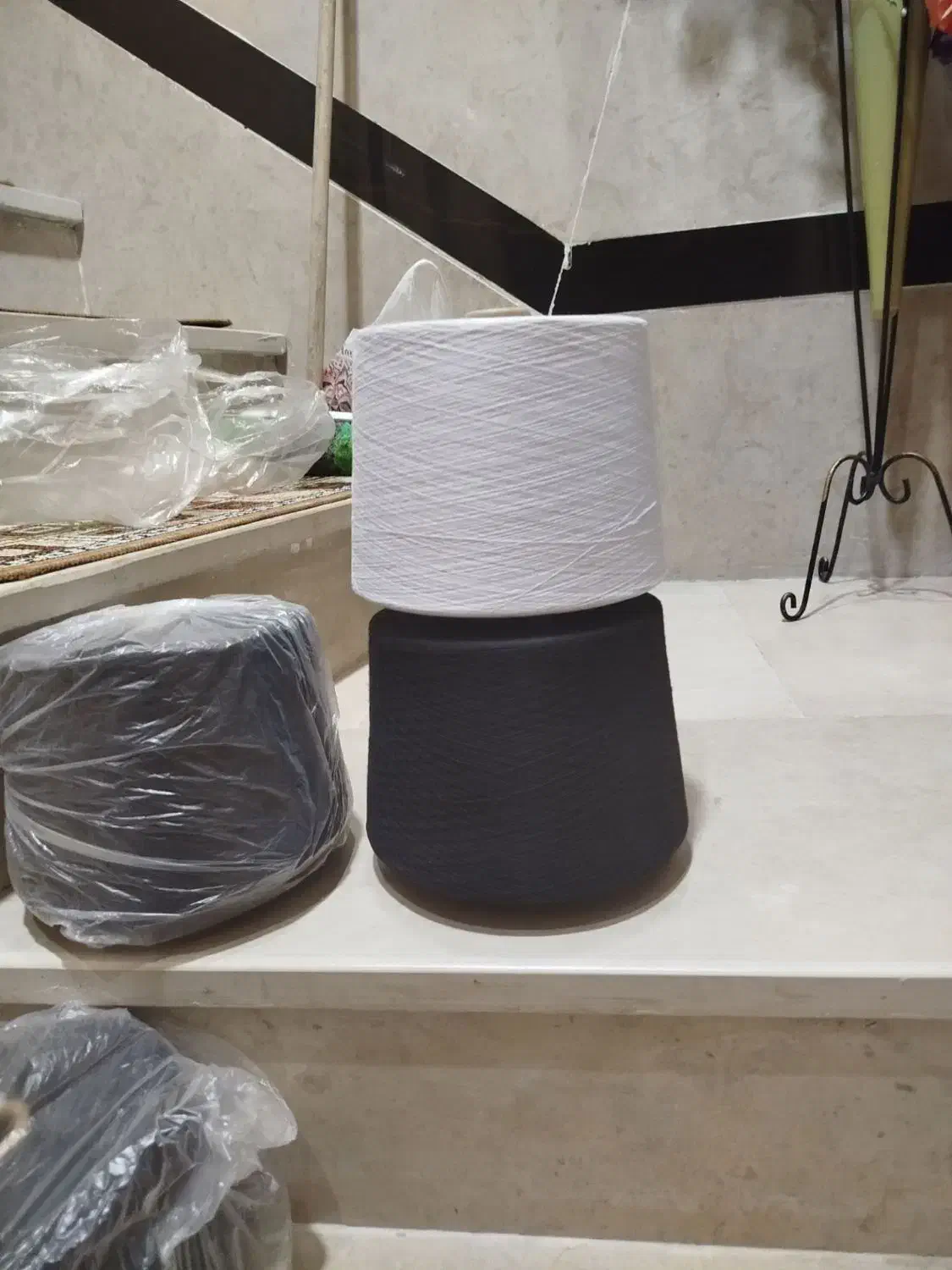 نخ جوراب بافی|لوازم خیاطی و بافتنی|میانه, |دیوار