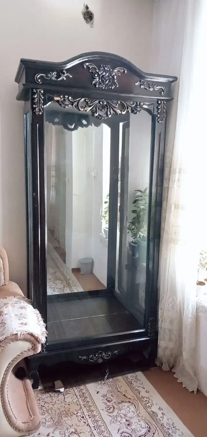 بوفه سالم ازچوب گردو|بوفه، ویترین، کنسول|اسلام‌‌آباد غرب, |دیوار