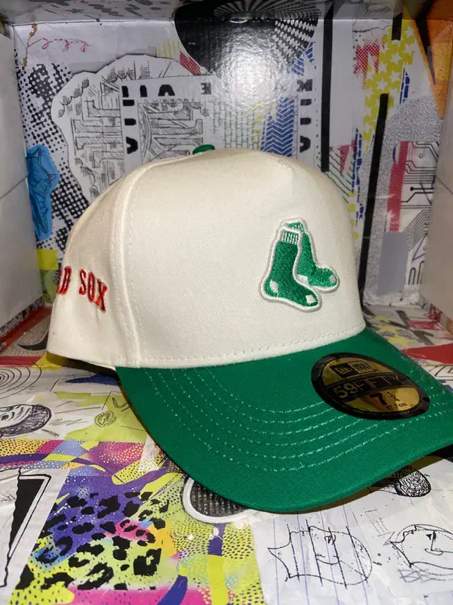 کلاه|لباس|بندر انزلی, استادیوم|دیوار